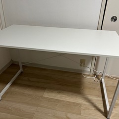 电脑桌の画像
