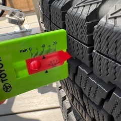 １５５／６５Ｒ１４　７５Ｑ　スタッドレス　　の画像