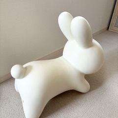 限定ベージュ ブルーナボンボンの画像