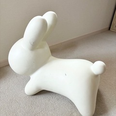 限定ベージュ ブルーナボンボンの画像