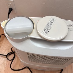 シャープ　加湿　暖房器の画像