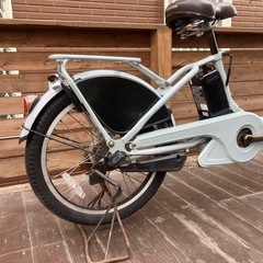 【商談成立】電動自転車　BRIDGESTONE  bikke   　   Panasonicの現行バッテリーモデル　　　　　人気カラー！　　大容量8ah搭載の画像