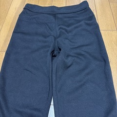 ブラック　Mサイズ　裏起毛ありのズボンの画像