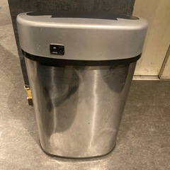 ゴミ箱　故障の画像