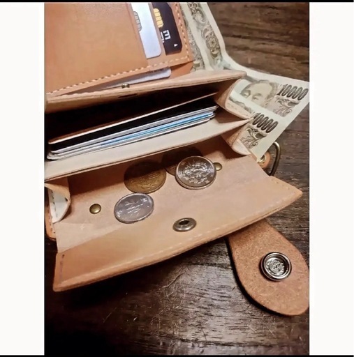 3D肉球装飾⭐︎ミドルサイズ レザーWallet