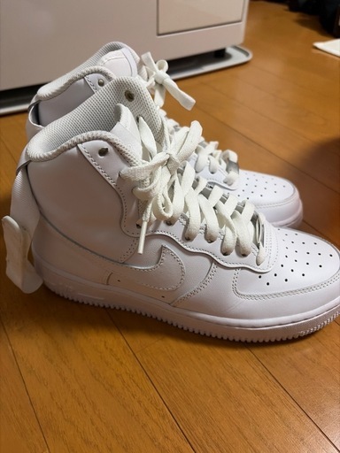 NIKE AIR FORCE 1 MID ’07 白 