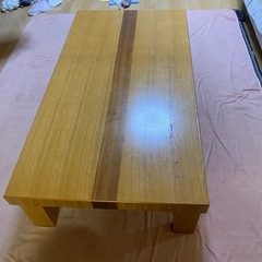 ダイニングローテーブルの画像