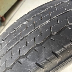 ダンロップ 車 タイヤ4本セット 195/80R15の画像