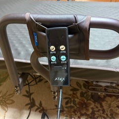 ATEX 収納式電動リクライニングベッド（2モーター）　ご希望の方には電気毛布もお付けしますの画像