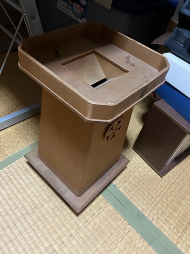 【値下げ中】さい銭箱　背高型