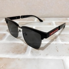 PRADA ﾌﾟﾗﾀﾞ ｻﾝｸﾞﾗｽ の画像