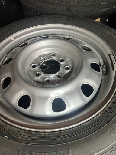 185/60r15スタッドレスタイヤダンロップwiter39週2024年製とホイール4本セット