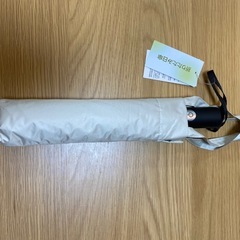 新品未使用✨ 日傘　晴雨兼用　UVカット率 100% 遮光遮熱 二重構造　おりたたみ日傘 軽量の画像