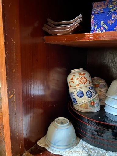 昭和レトロ　茶箪笥２段