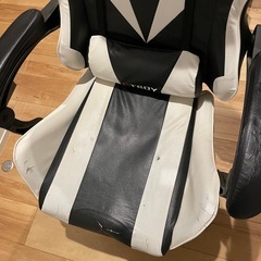GTBOYゲーミングチェア　オットマン付きの画像