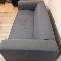 IKEA 3人掛けソファの画像
