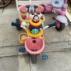 三輪車の画像