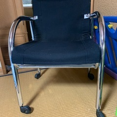 可動抜群椅子の画像