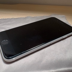 【極美品】iPhone SE  第2世代の画像