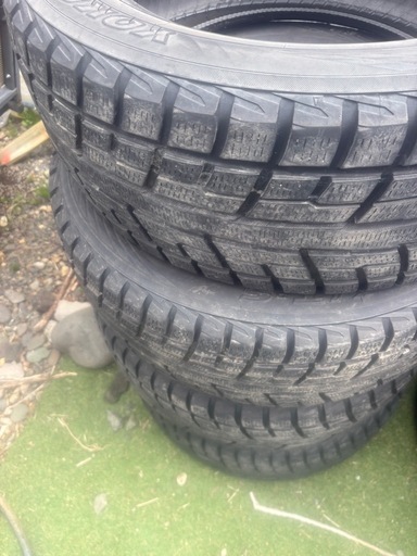 235/55R18 スタッドレス