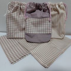 女の子柄　ハンドメイド給食用ランチマットセット　　の画像