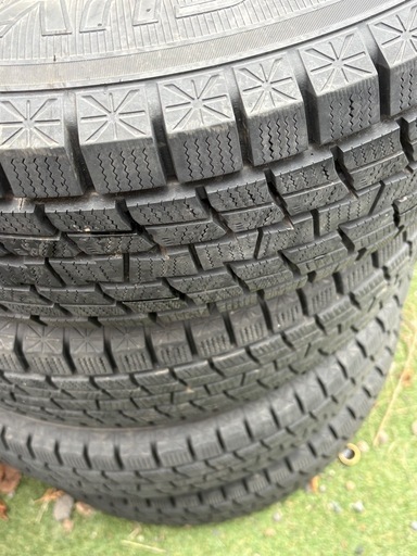 215/65R16 スタッドレス