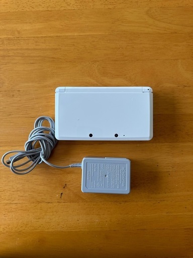 【お譲り先決定】ニンテンドー3DS  ホワイト