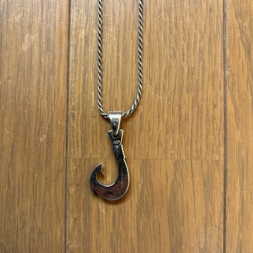 フィッシュフックネックレス
