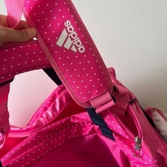 adidasボストンバック　旅行カバンの画像