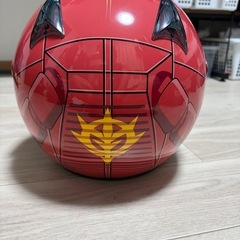 シャア専用ザク MS-06S デザイン ヘルメット風 観賞用 コスプレ ガンダムの画像