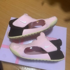 NIKEキッズサンダルの画像