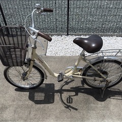 【完売御礼】【大人用】整備済 ミヤタ 26型内装3段変速ギア 中古自転車 たくさん荷物が積める ベージュ色 <自転車のオオムラ 静岡店> 大人用】整備済中古自転車 ミヤタ 軽いアルミフレーム 26型 ベージュ色