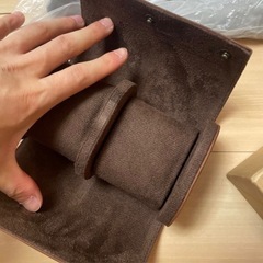 新品⌚️本革レザーケース🕰️16000円で購入❗️ 本革　牛革　ブラウンレザー　腕時計ケース　ウォッチケース　　アクセサリー　　ジュエリーケースの画像