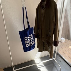ハンガーラックの画像