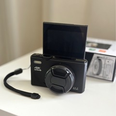 4K コンパクトデジタルカメラ　64MP 18倍ズームの画像