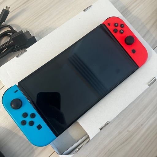 Nintendo Switch 有機EL モデル(+どうぶつの森)