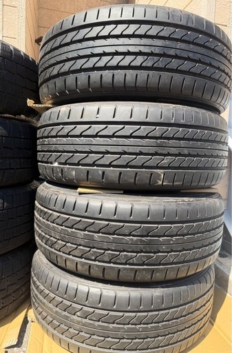 ?夏中古タイヤ　17インチ215/50R17 91v 4本セート68000円