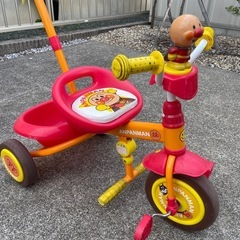 アンパンマンの三輪車の画像