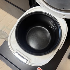 炊飯器の画像