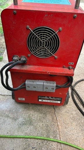 マキタ WB140 バッテリーウェルダー 溶接機 
