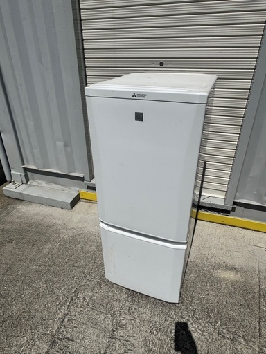 三菱 MITSUBISHI 146L ノンフロン冷凍冷蔵庫 2ドア MR-P15ED-KW形 冷蔵100L 冷凍46L 右開き 201
