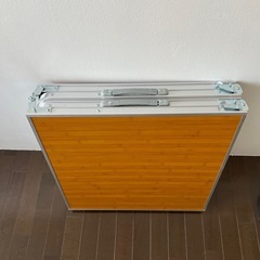 アウトドア 折りたたみテーブルの画像