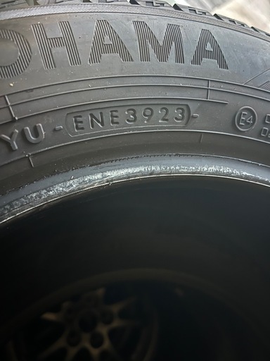 超美品175 65R15 YOKOHAMA　ice GUARD 