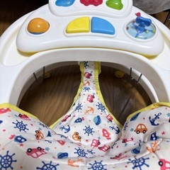 ベビー歩行器の画像