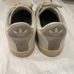 adidas BW ARMYの画像