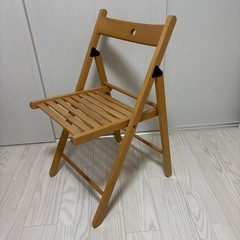 【美品】折り畳みチェア　イス　無垢　IKEAの画像