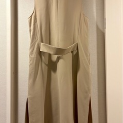 【新品】【売ります】Green Label Relaxing ロングベスト ベージュの画像