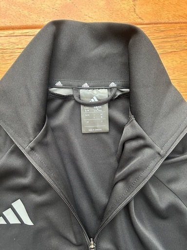 【未使用】メンズ adidasジャージ上下　Mサイズ