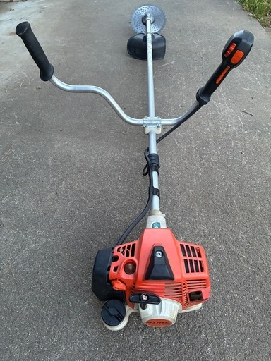 刈払機 草刈機 スチール
