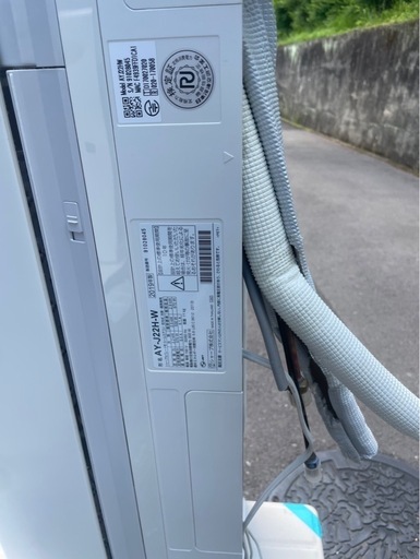 「決まりました」☘️基本取り付け工賃込み　SHARPルームエアコン  AY-J22H-W 100V 主に6-8畳2019年製♻️直接引